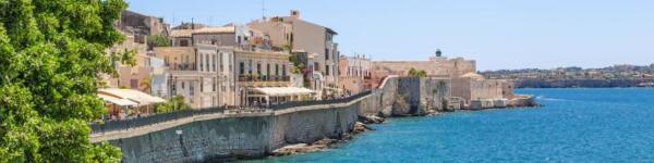 Vista di Ortigia dal Mare