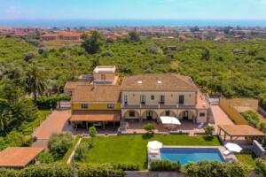 casa-vacanze-taormina-con-piscina-villa-giarre