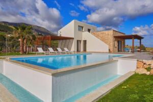 casa-vacanze-con-piscina-sicilia-villa-white-pigna-scopello