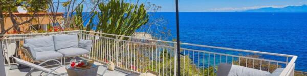 ville-di-lusso-sul-mare-sicilia-chiara-house-solanto-santa-flavia